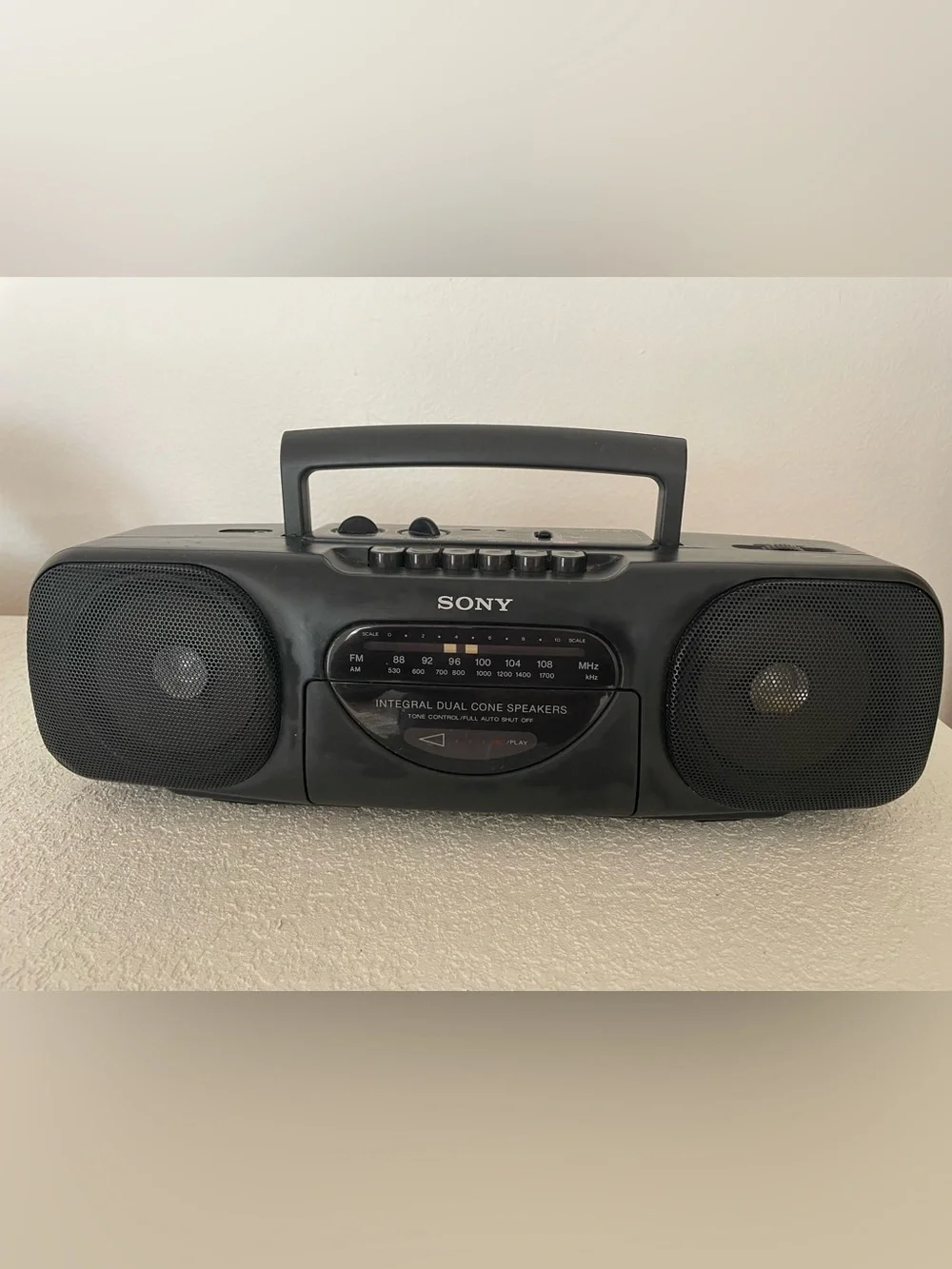 Sony CFS-B11 Radio Cassette  Boombox AM/FM - Tested Radio Works